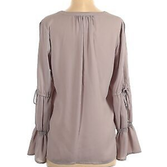 NY Collection light gray slit sleeved blouse - Picture 2 of 8